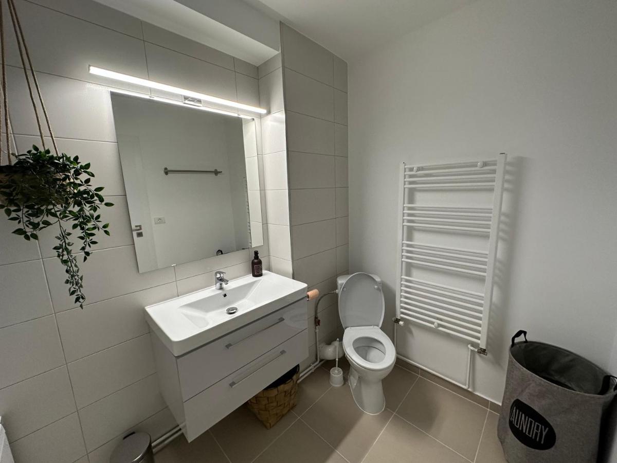 Esi Apartments #Central With Garage ทิมิชัวรา ภายนอก รูปภาพ
